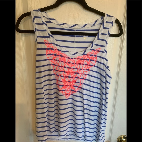 Lilly Pulitzer Tops - Lilly Pulitzer never worn tank top tee
